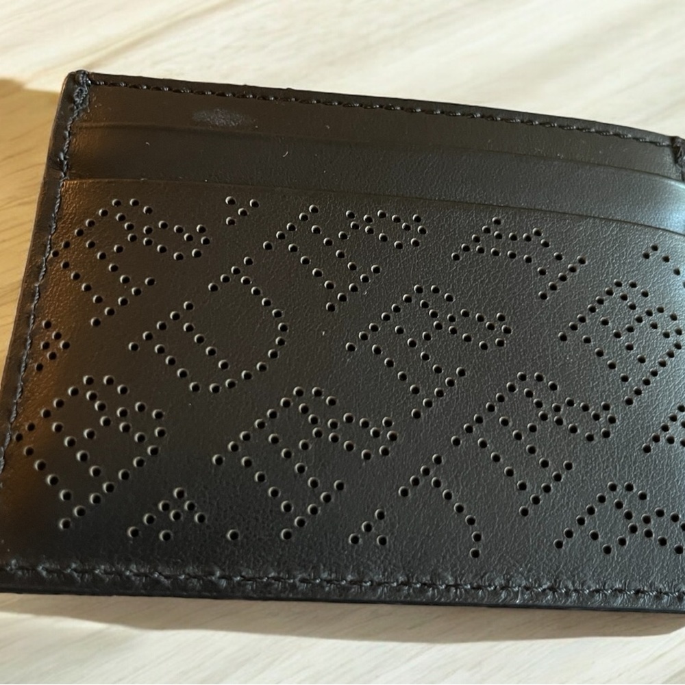 Burberry card holder with dust bag and box. - Picture 5 of 7